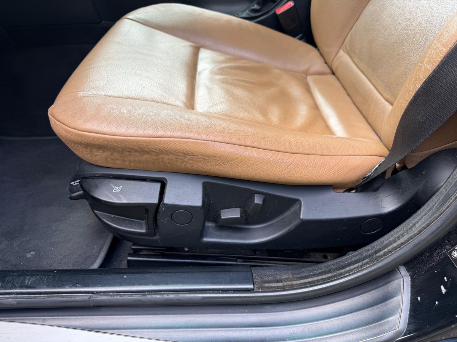 BMW 520 2010 — photo 11
