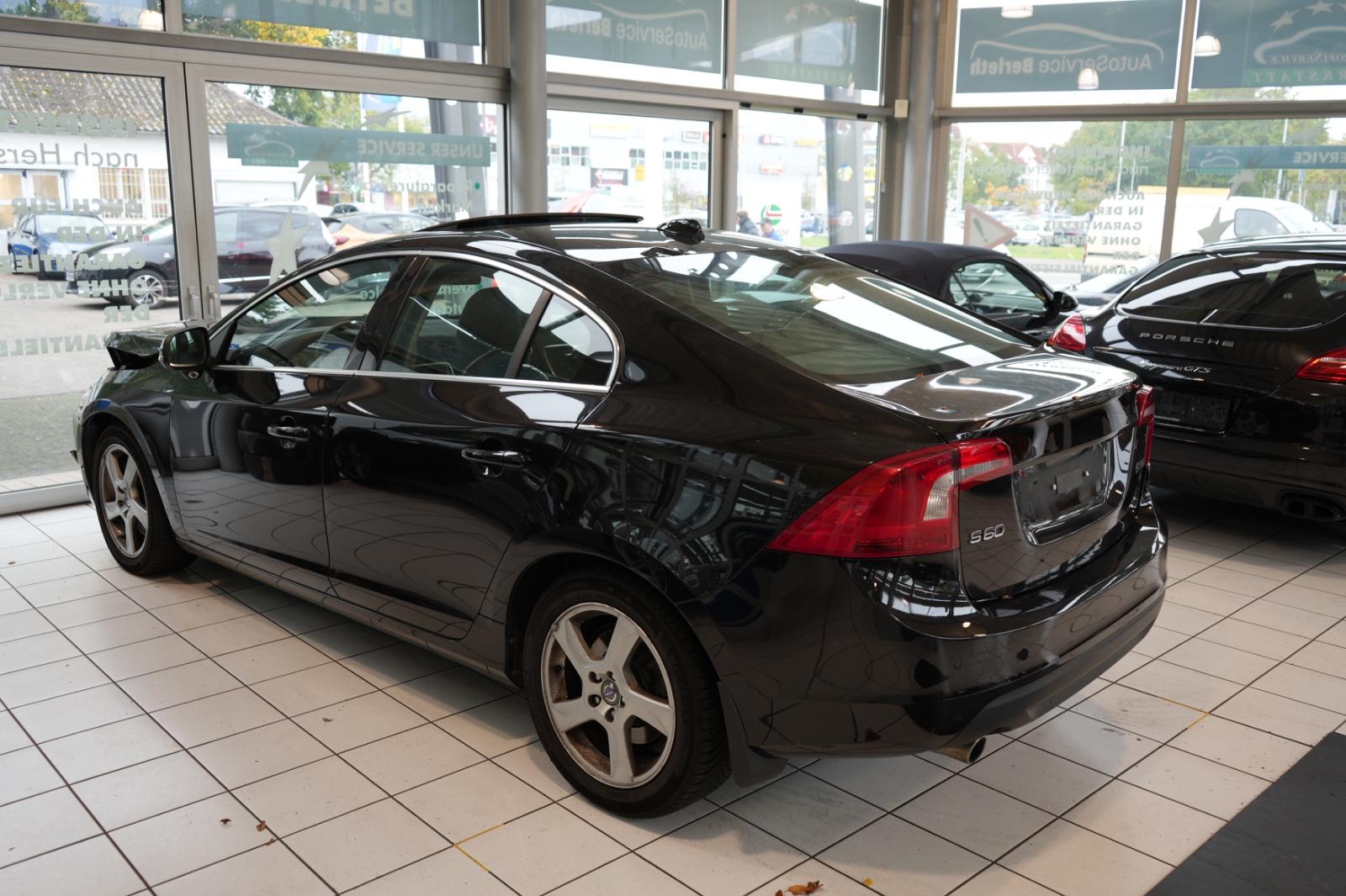 Volvo S60 Lim. Summum *1.Hand *Sh-gepflegt
