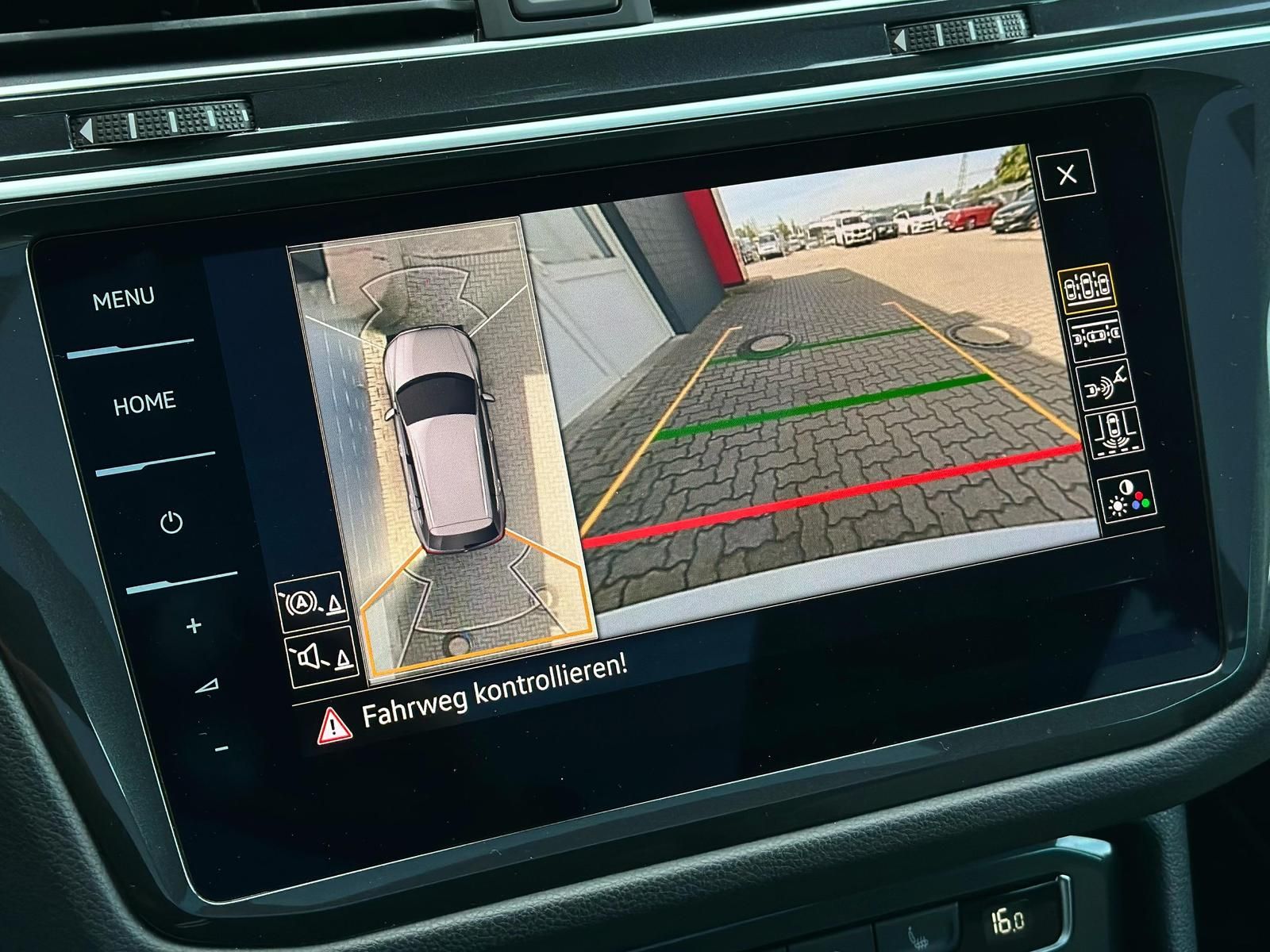 VW Tiguan 2.0TDI R LINE 4M PANO#LED#AHK#ACC#HUD#SH - Image 22