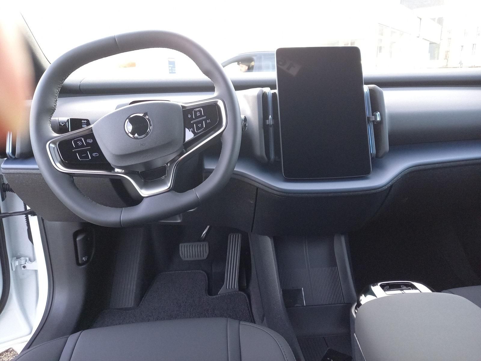 Volvo EX30 - Bild 16