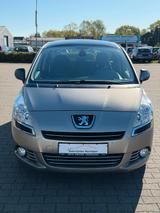 Peugeot 5008 Premium 1.6 Automatik/Behindertengerecht - : Behinderten Auto