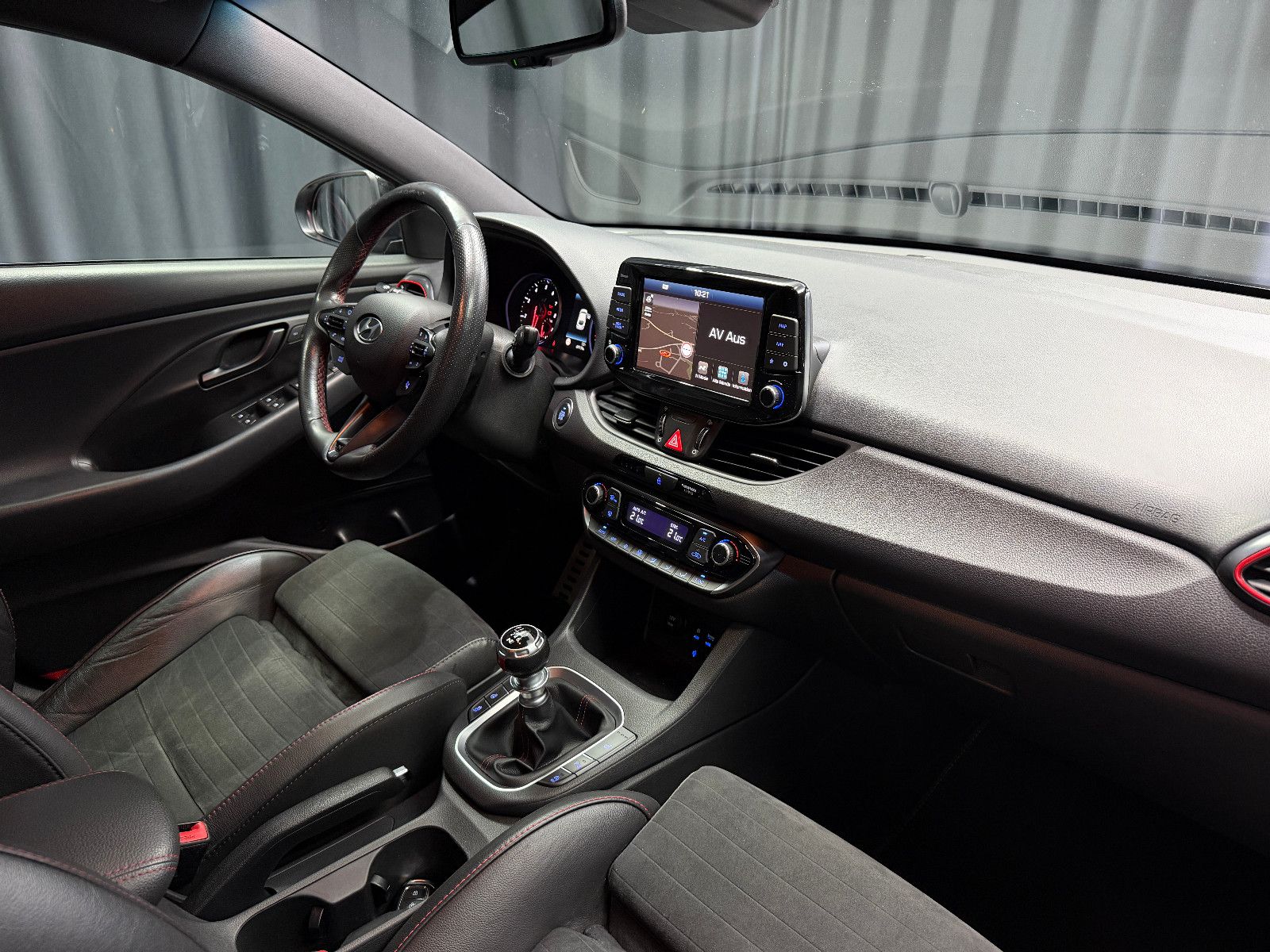Fahrzeugabbildung Hyundai i30 Fastback N Performance|SCHALTER|PDC|NAVI