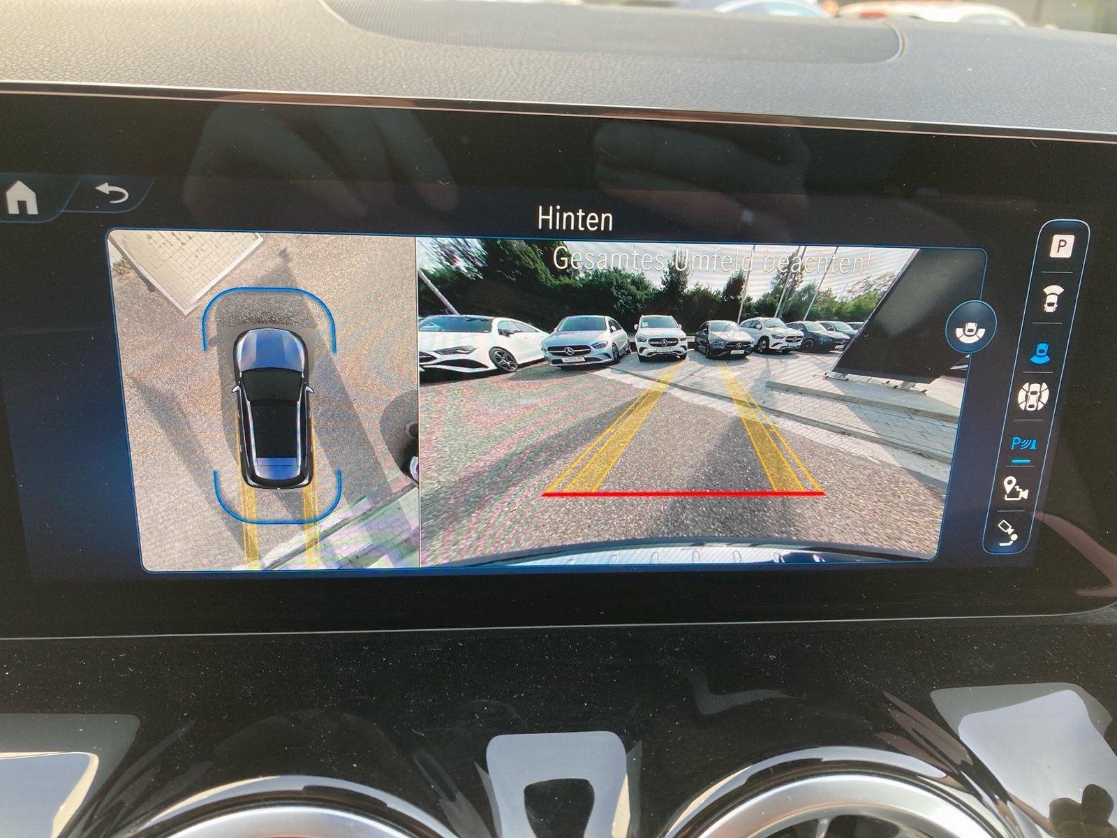 Fahrzeugabbildung Mercedes-Benz GLA 220 d 4M Progressive*AHK*Burme*Distro*MBeam*