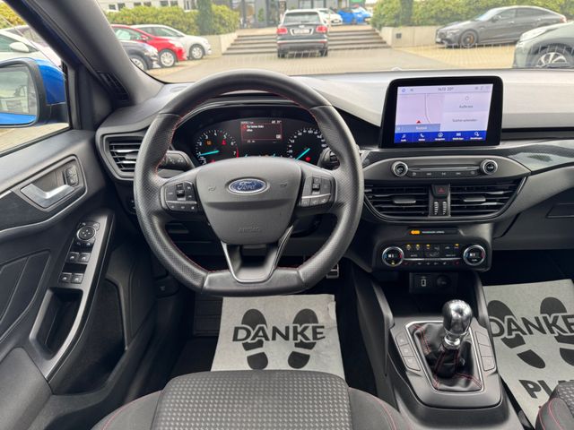 Ford Focus  Turnier ST-Line