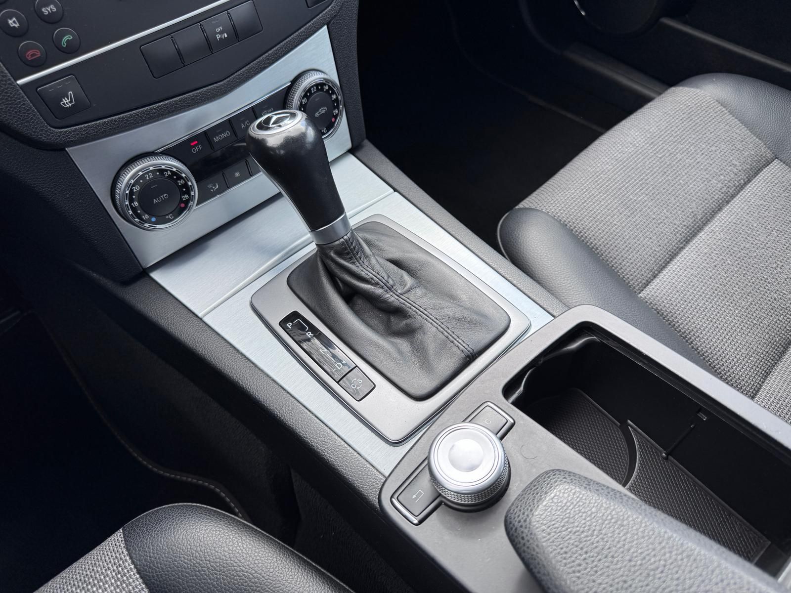 Fahrzeugabbildung Mercedes-Benz C 220 d AUTOMATIK/PANORAMA/PDC/AHK/SITZHZG/