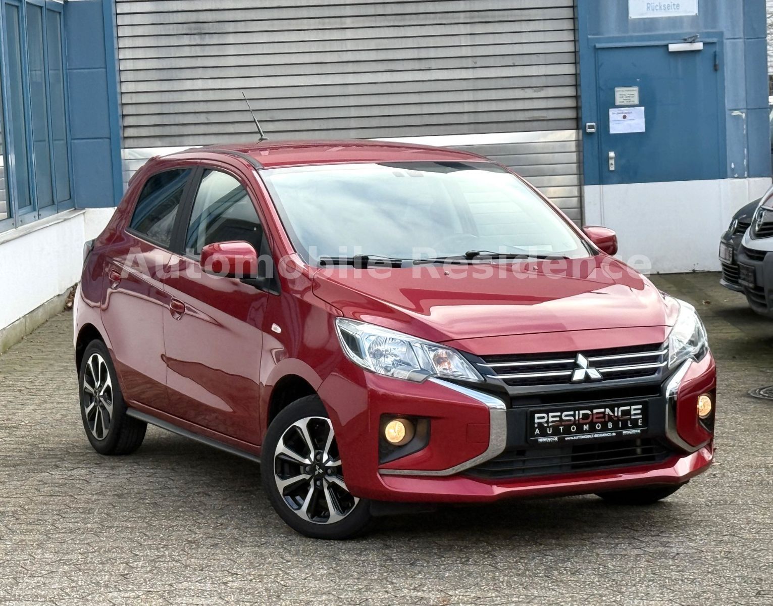MITSUBISHI Space Star