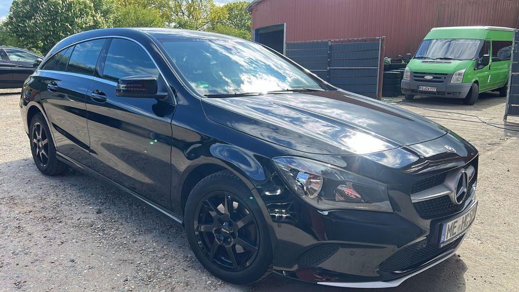 Image of Mercedes-Benz CLA 180 Shooting Brake
