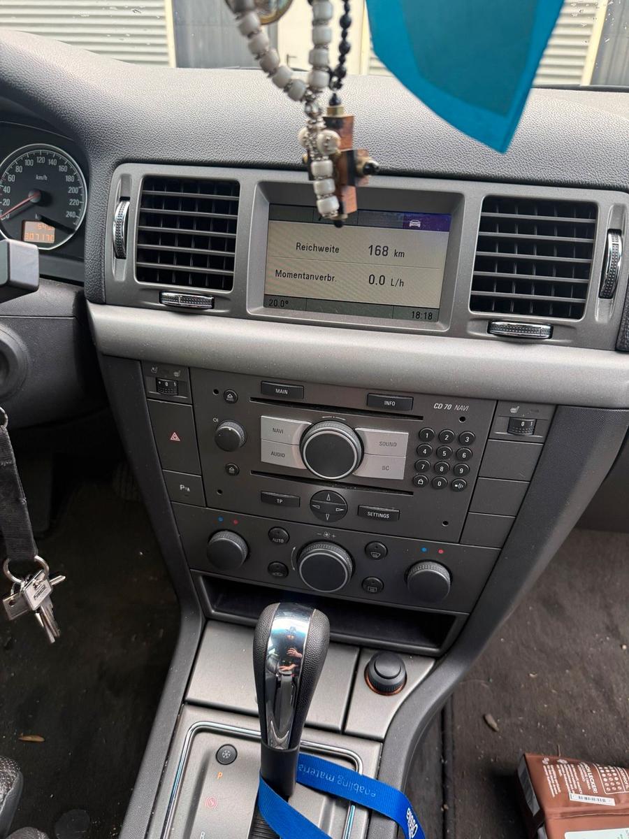 Opel Vectra 2006 — photo 9