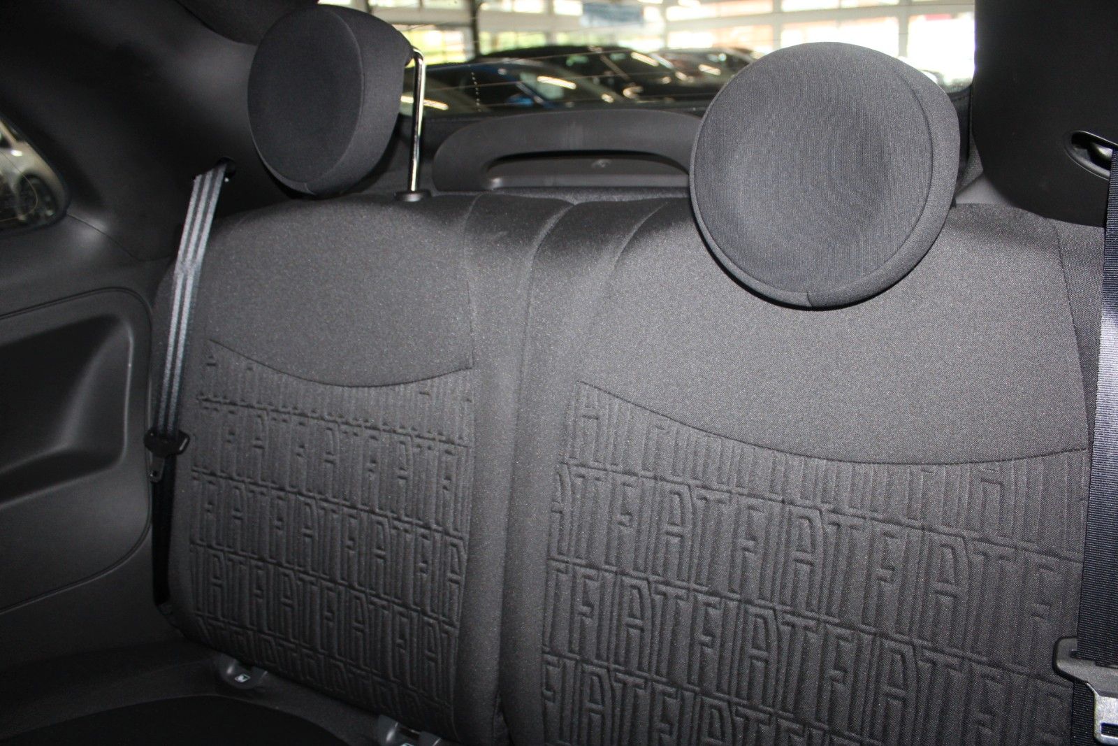 Fahrzeugabbildung Fiat 500C CABRIO Hybrid DOLCEVITA DAB PDC APP LINK