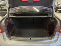 BMW 330 - Vorschau Bild 10