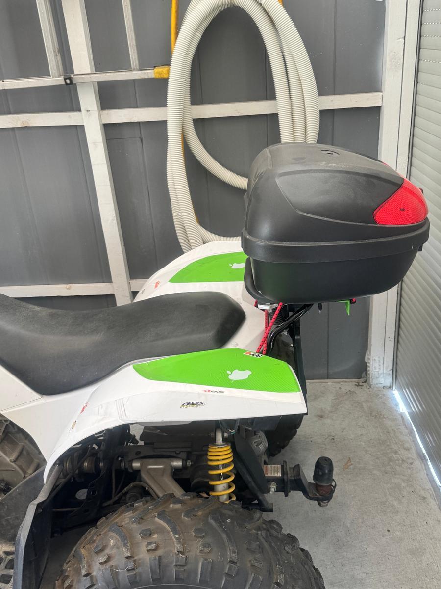 Kymco  2009 — interior