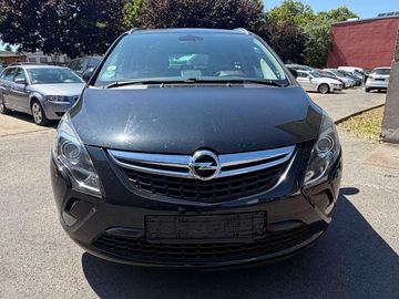 Opel Zafira Tourer - 8