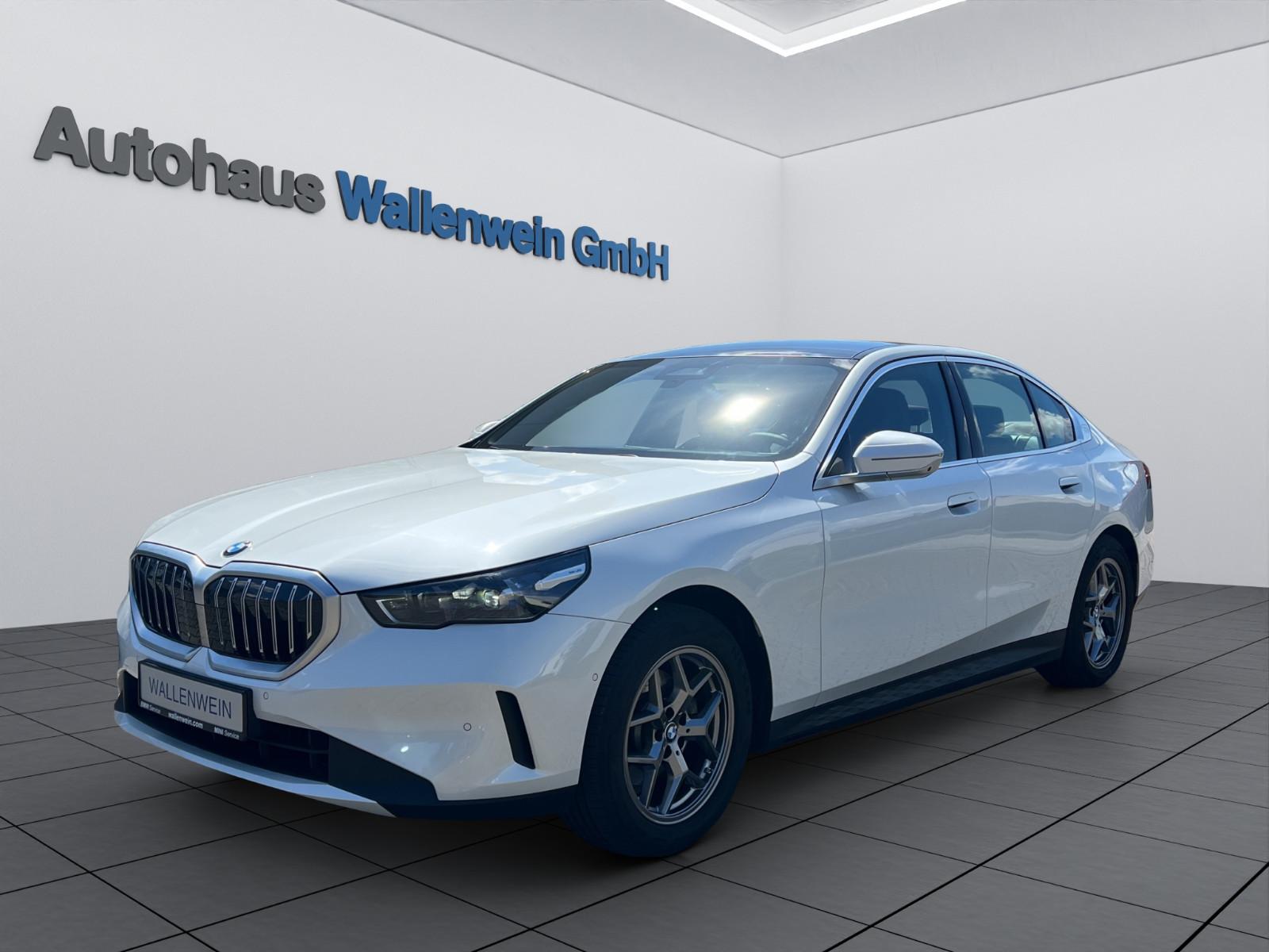 BMW 520i Automatik, Panorama, 360°,  HUD