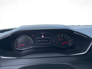 Peugeot 2008 1.2 Benzin 100 Business Kam.+LED+Navi+SHZ