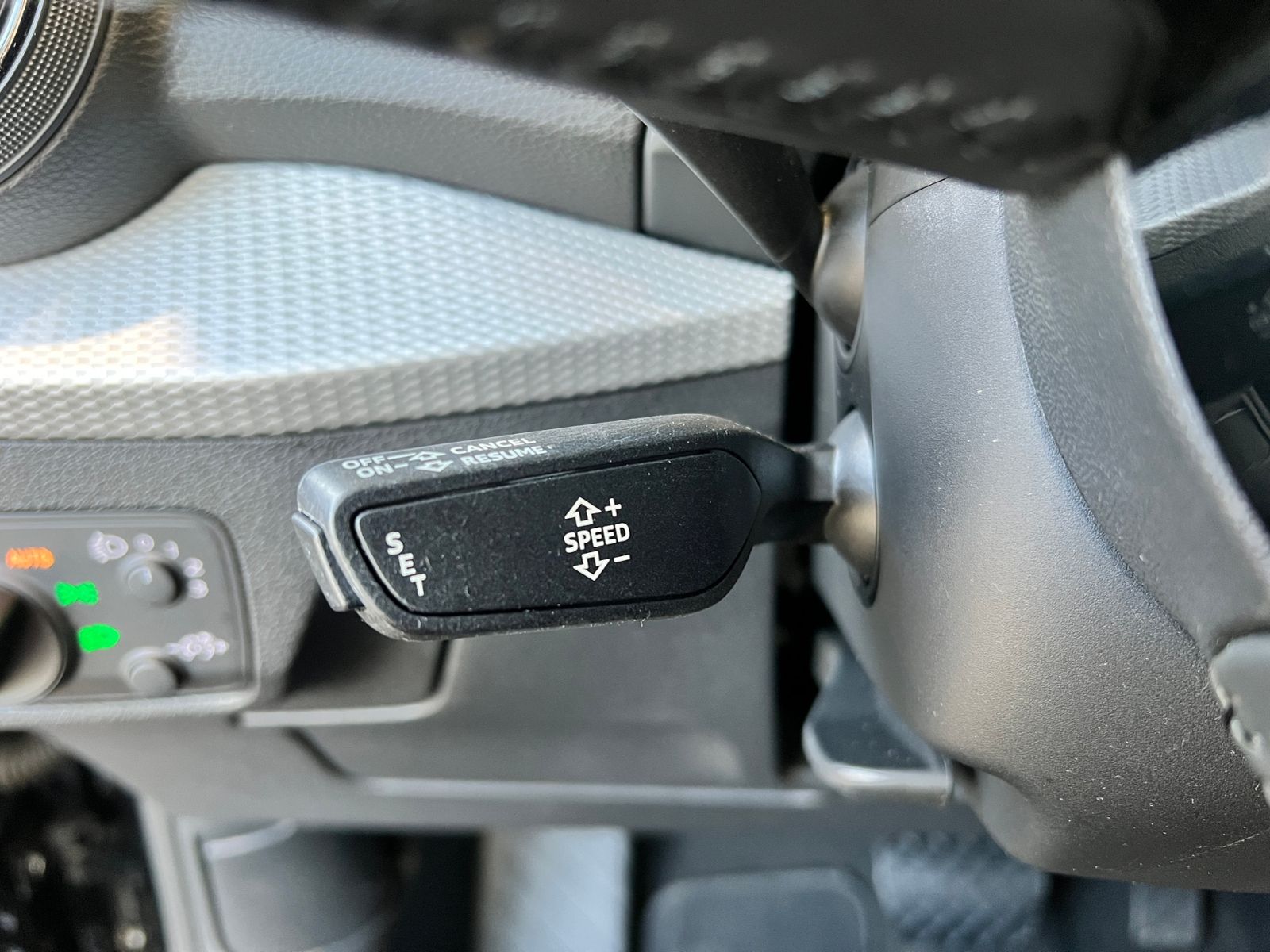 Fahrzeugabbildung Audi Q2 1.4 TFSI S tronic KLIMA NAVI ALU