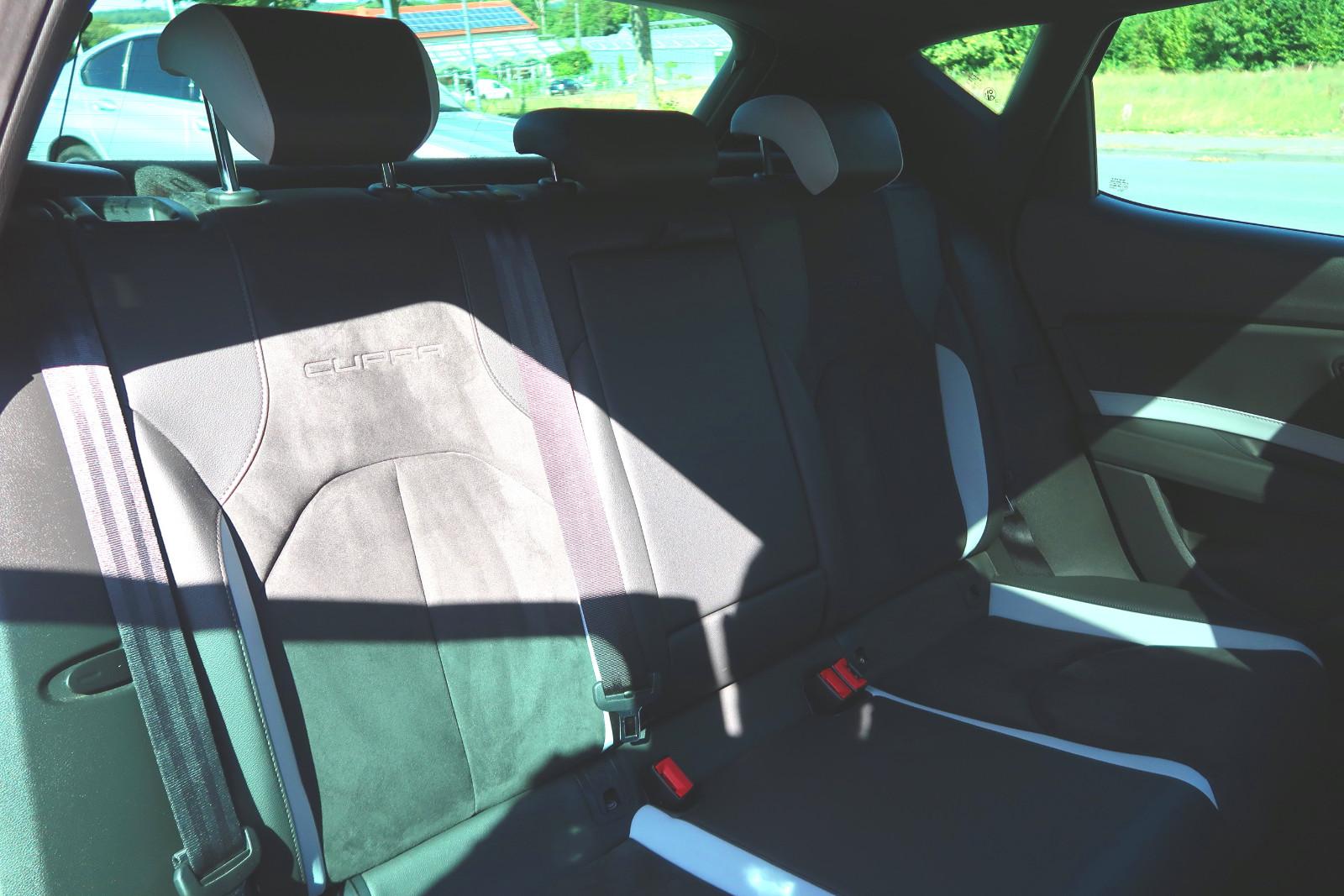 SEAT LEON TSI"CUPRA290"19"PANORAMA"NAVI"LED"LEDER"SCHH | 290 ch | BVM | "19"PANORAMA"LED"NAVI"