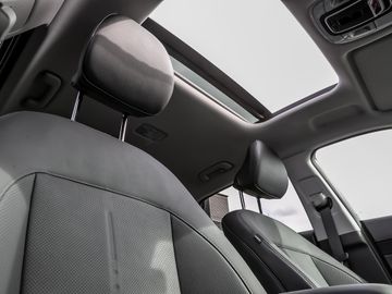 Hyundai Kona 1.6 Select 2WD Autobahnassistent Kamera