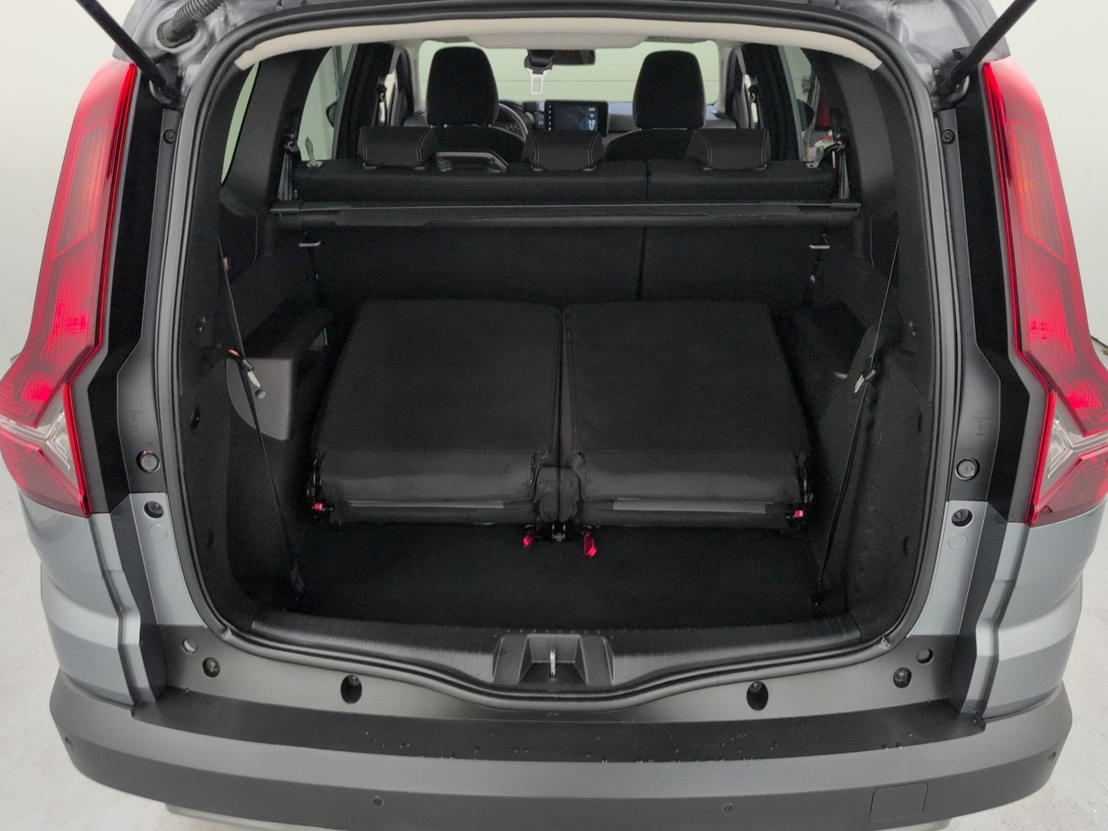 DACIA Jogger TCe 110 Extreme+ 7-Sitzer Navi – Bild 9