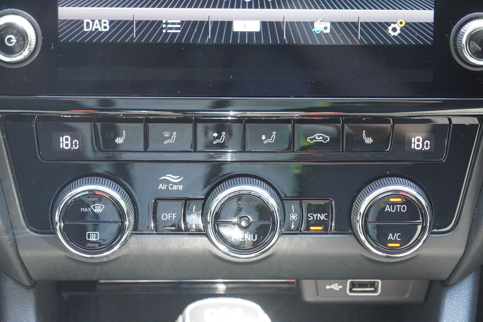 Skoda Octavia Combi 2.0 TSI Style LED DAB PDC Sitzheiz foto 11