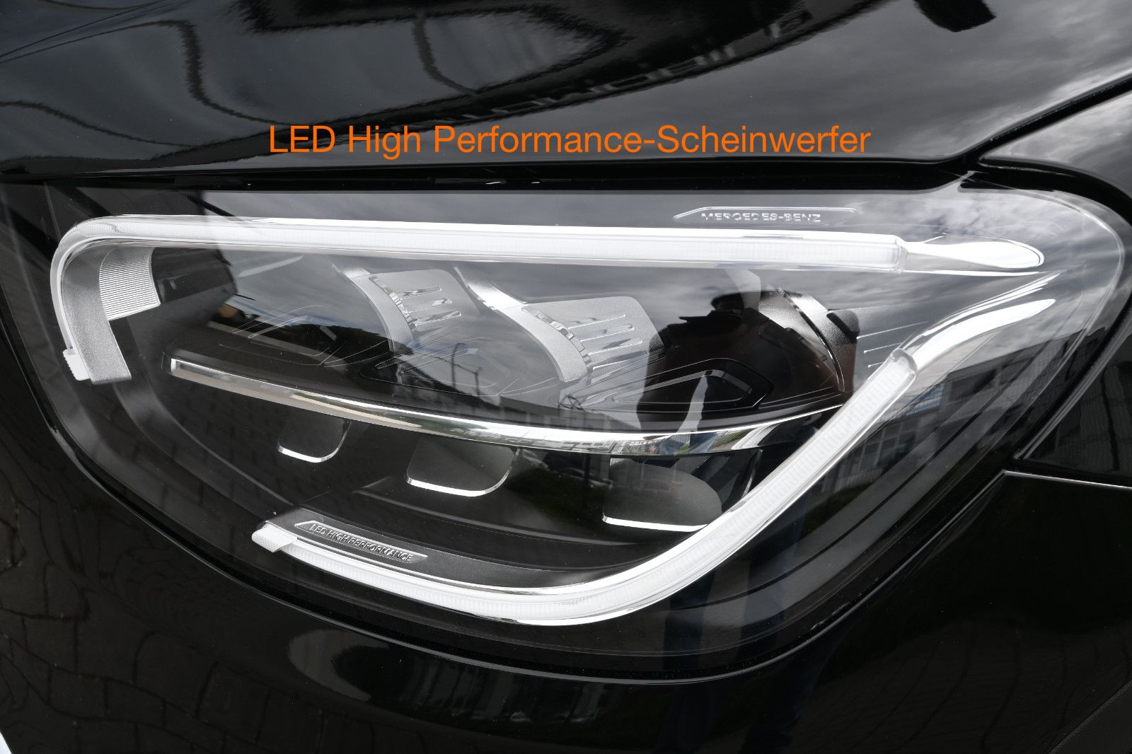 Fahrzeugabbildung Mercedes-Benz GLC 300 d 4MATIC °ACC°PANORAMA°STANDHEIZ°360°KAM