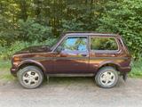Lada Urban 4x4 - Lada Urban: 4.4