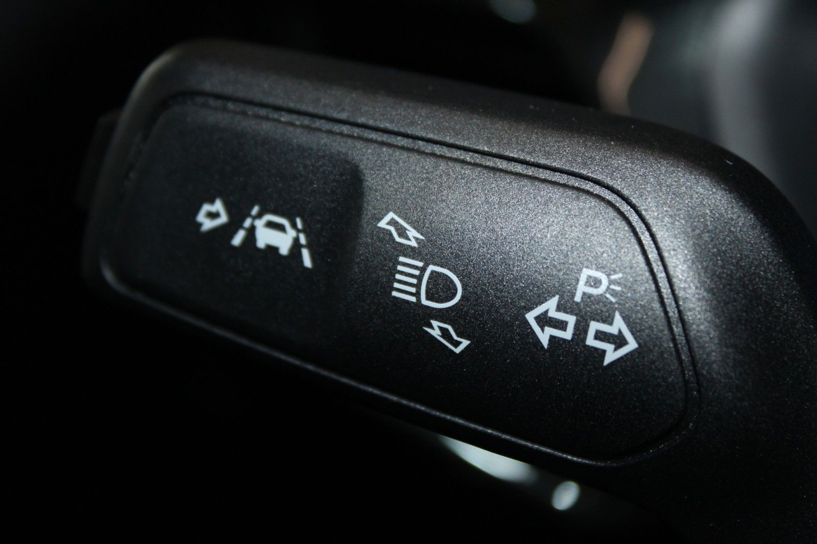 Fahrzeugabbildung Ford Puma MHEV ST-Line LED NAVI Winter Paket PDC 1.Hd