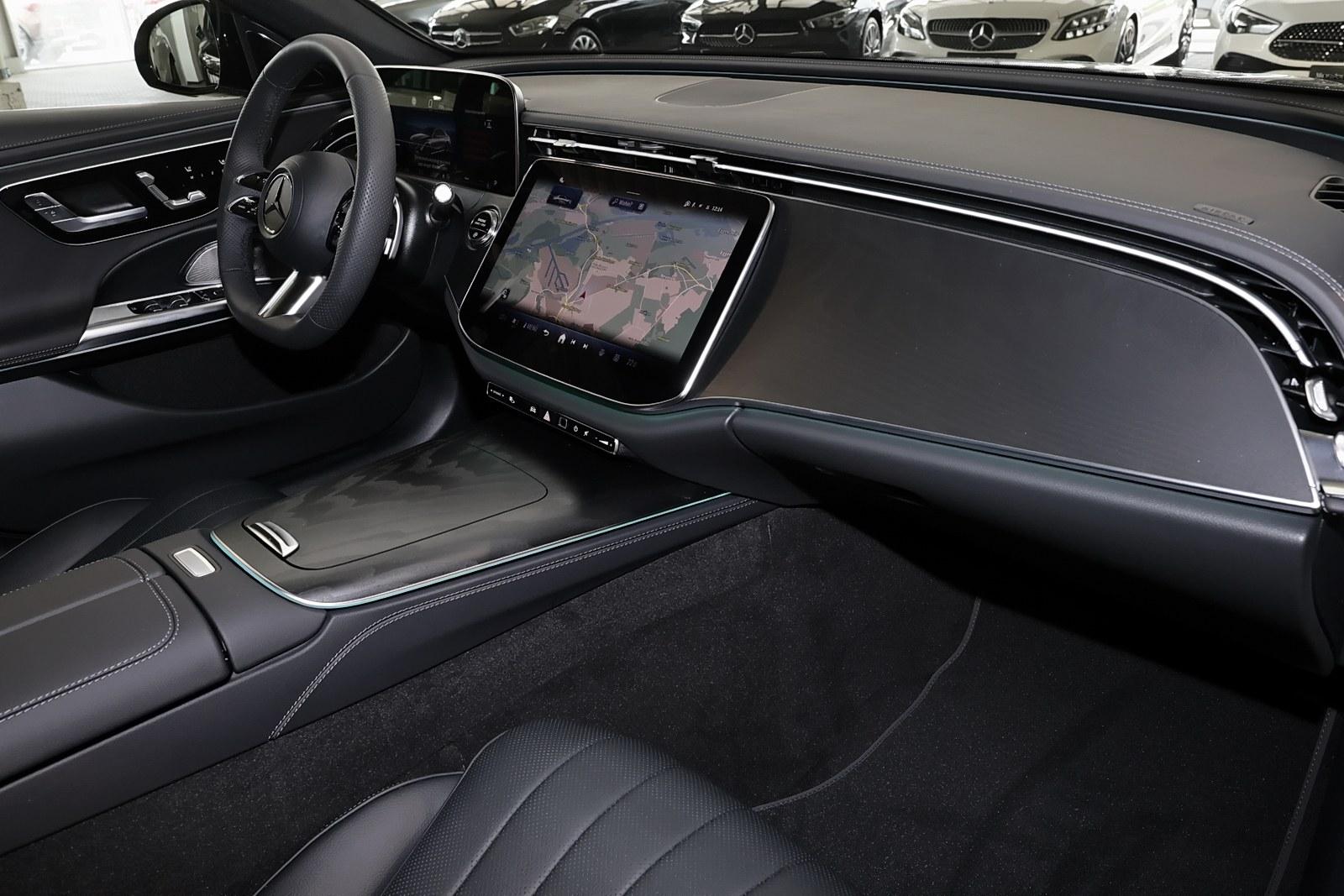 Mercedes-Benz E 220 d Limousine AMG MBUX+360°+DIG-LED+Pano+20