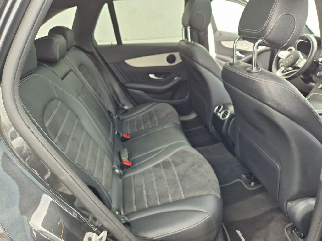 Fahrzeugabbildung Mercedes-Benz GLC 300 de AMG Line 4Matic