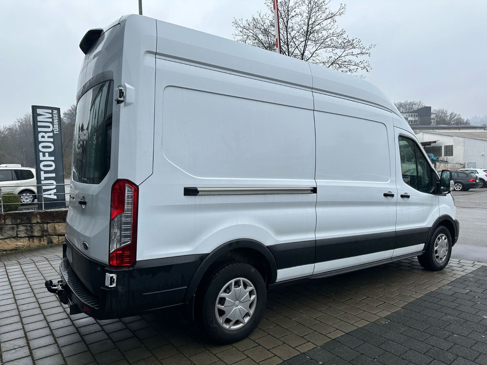 Fahrzeugabbildung Ford Transit 350 L3H3 Automatik*KLIMA*NAVI*AHK*TEMPO*