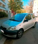 Toyota Yaris 1.0 /KLiIMA,1HAND/TÜV 5/27, w... - Toyota Yaris aus 2002