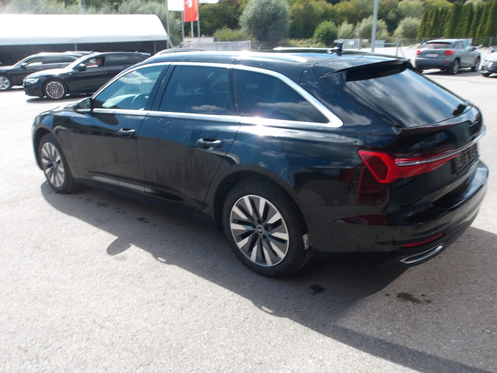 Audi A6 Avant 40 TDI sport "SD" EXP € 18990.- imagem 3