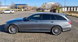Mercedes-Benz Mattlack, HUP, Pano, AHK, Klima- u. Massagesitze - graue Mercedes-Benz E 43 AMG