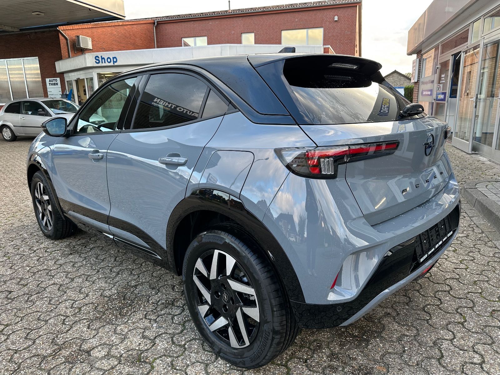 Fahrzeugabbildung Opel Mokka GS 1.2 Turbo Autom. LED/Kamera/Carplay/17"