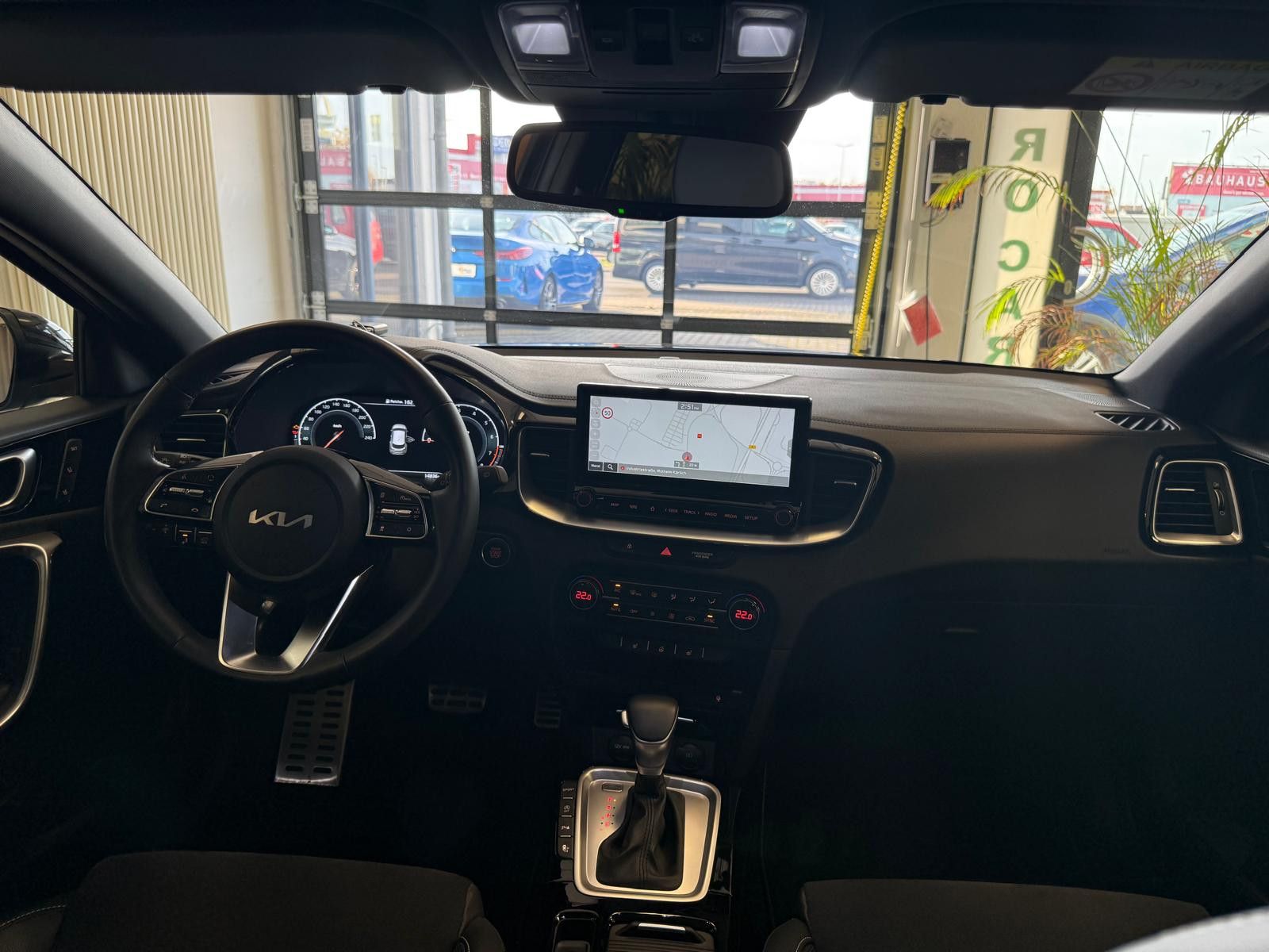 Fahrzeugabbildung Kia XCeed Black Xdition/WENIG KM/PANO/CARPLAY/SOUND