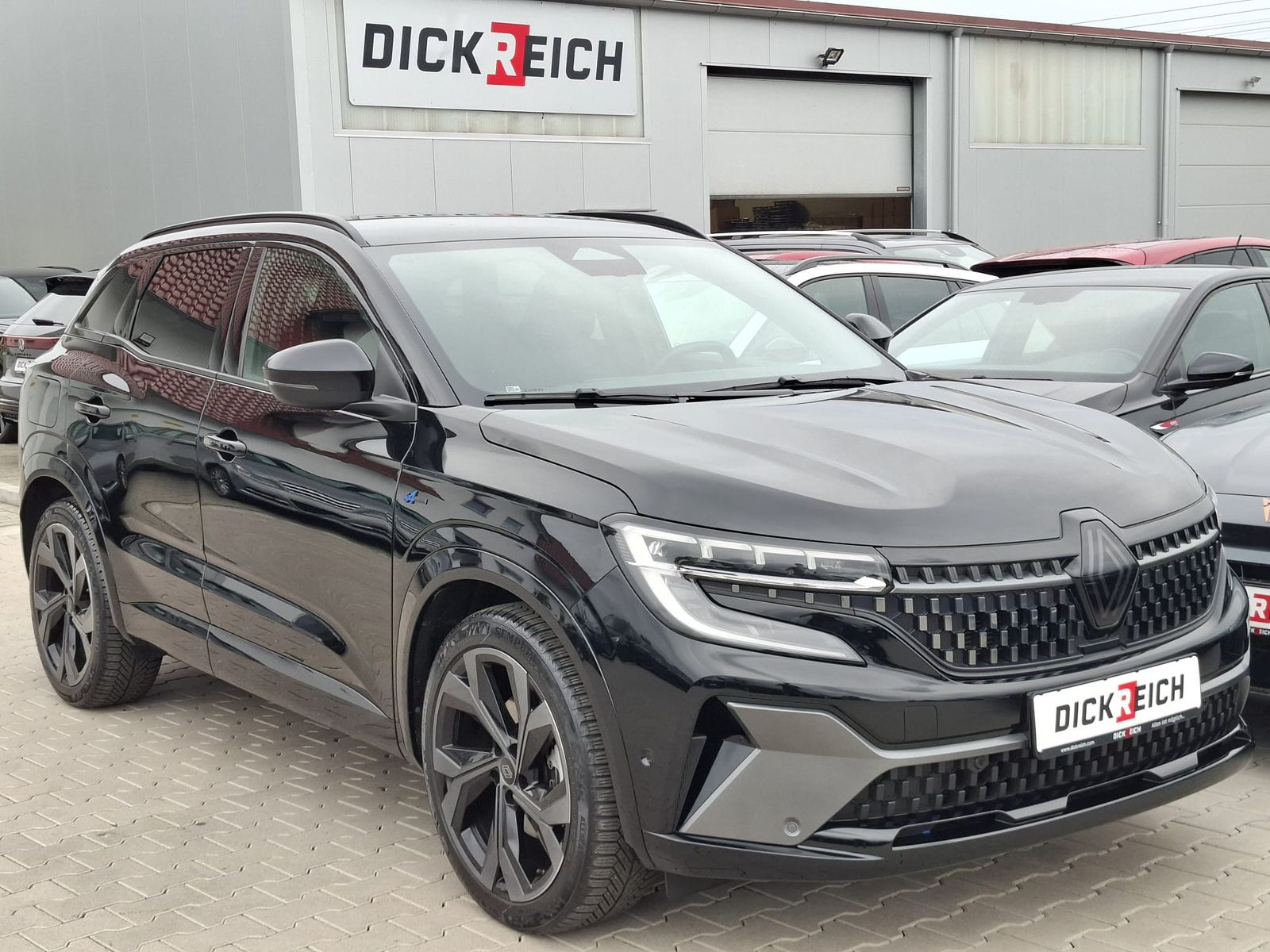 Fahrzeugabbildung Renault Austral 1.2 Voll-Hybrid 200 E-Tech Esprit Alpine