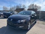 Volkswagen Polo V Life*PDC* - Volkswagen Polo aus 2013 mit Benzin-Antrieb: Kleinwagen