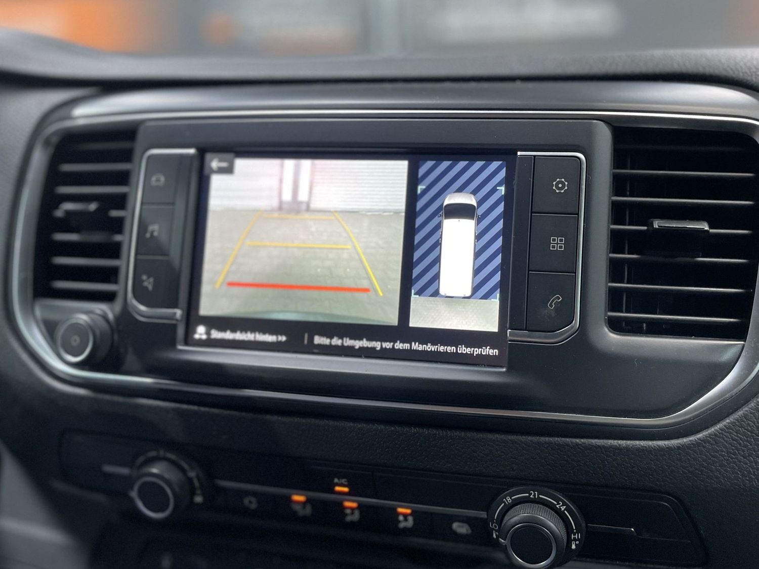 Fahrzeugabbildung Opel Vivaro Edition  L3 Sortimo#Kamera#CarPlay#Klima