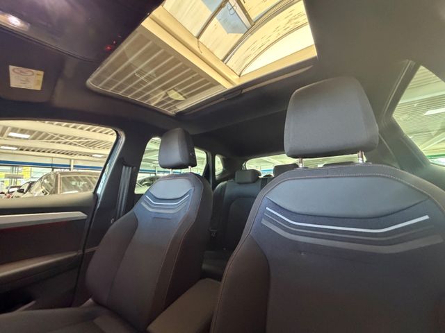 Ibiza FR Panorama Navi Digitales Cockpit LED ACC