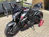 Suzuki GSX S-1000 Black Edition Punisher - SUZUKI GS1000S