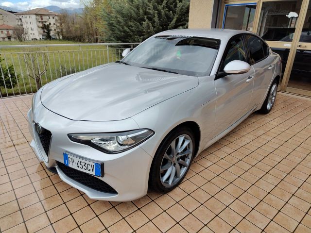 Alfa Romeo Giulia 2.2 Turbodiesel 210 CV AT8 AWD