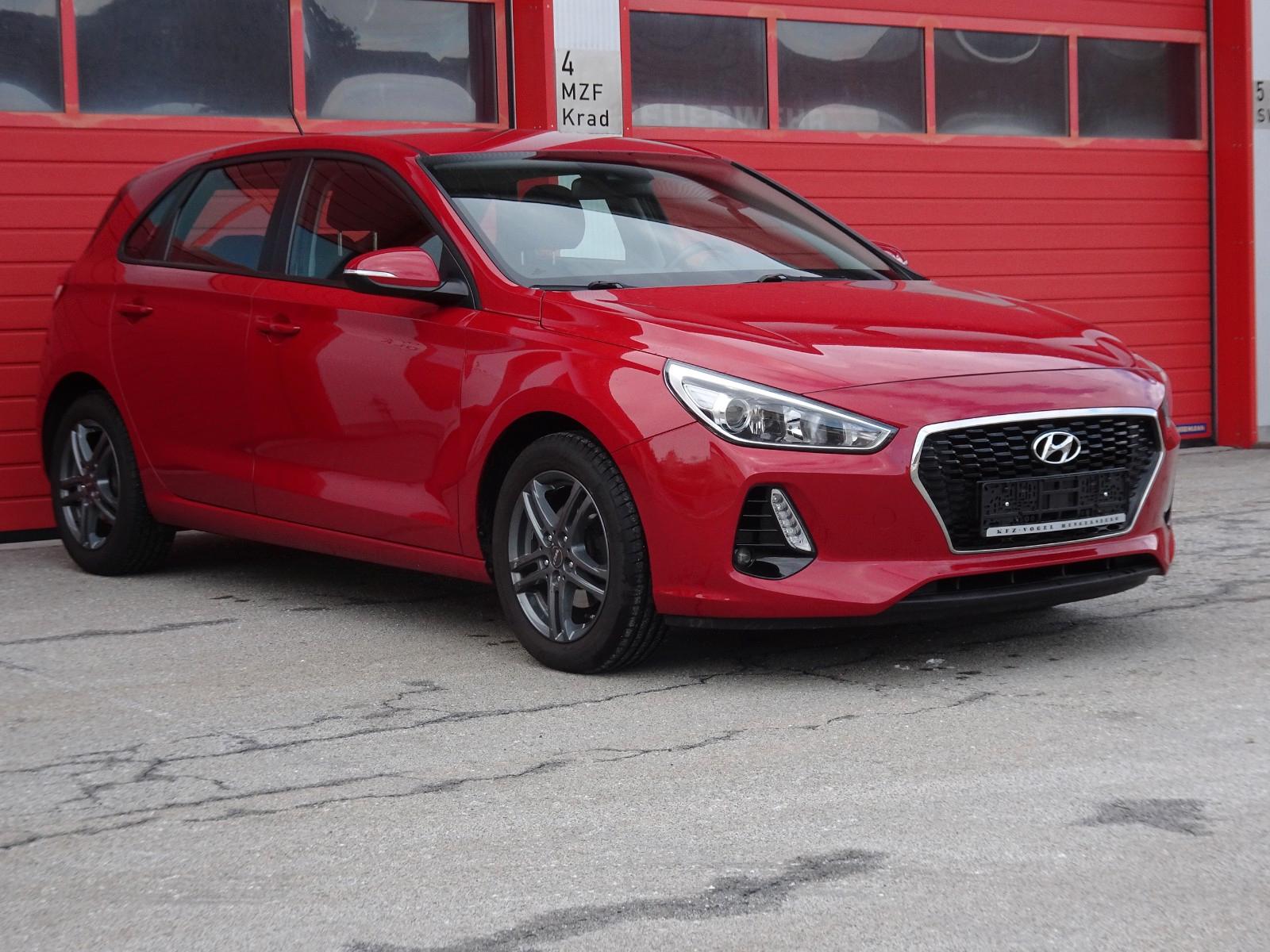 Hyundai i30 1,4 *KLIMA/SPURHALTE/1.HAND/PDC/6-GANG