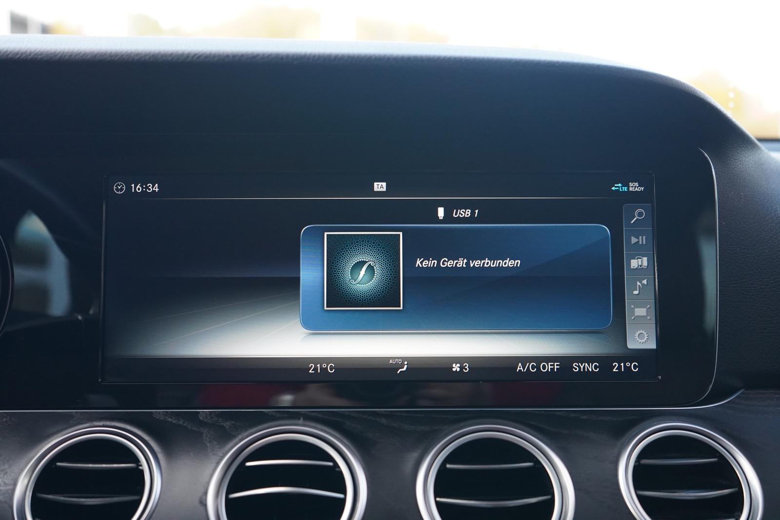 Mercedes-Benz E220 dT-Modell Avantgarde Klimaaut. Navi LED AHK