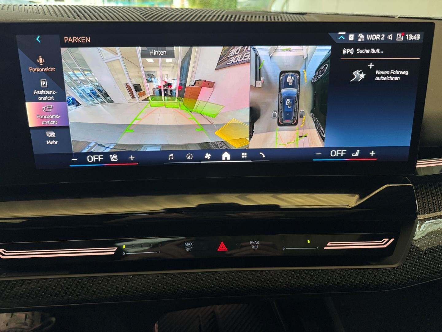 BMW 520 i MSPORT HEADUP+ANHÄNG.KUPPL.+STANDHZ.+PANO+