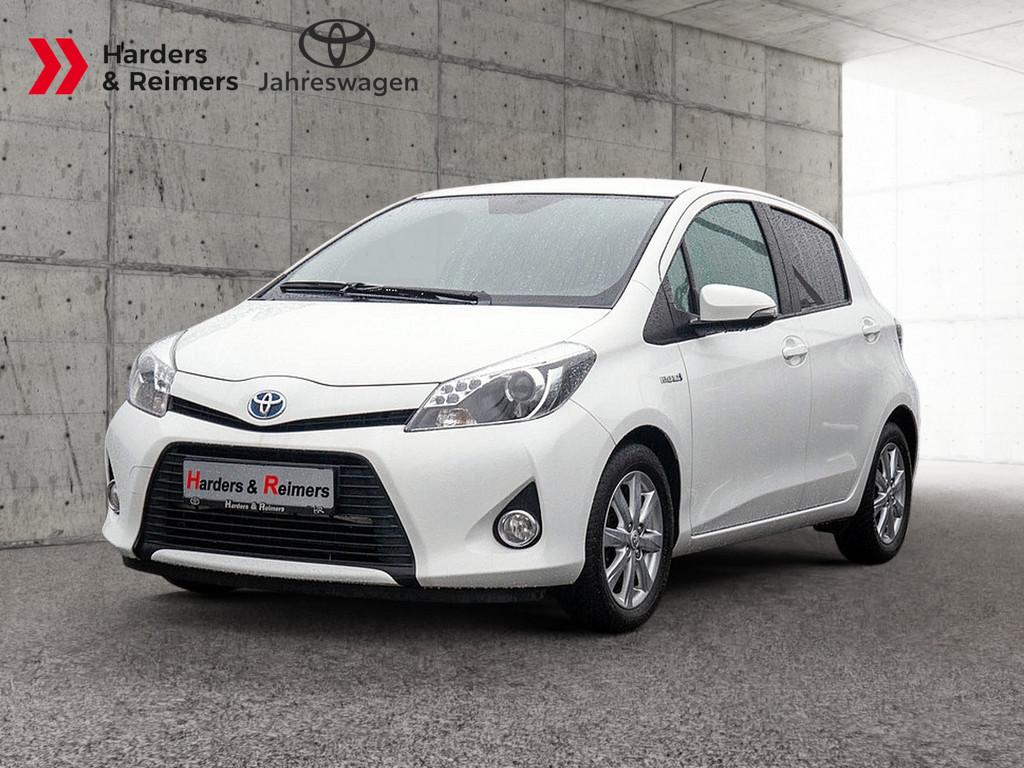 Toyota Yaris Hybrid Life