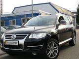 Volkswagen Touareg V10TDI|LEDER|NAVI|KAMERA|ST-HZ|XENON|AHK - Volkswagen Touareg in Mannheim