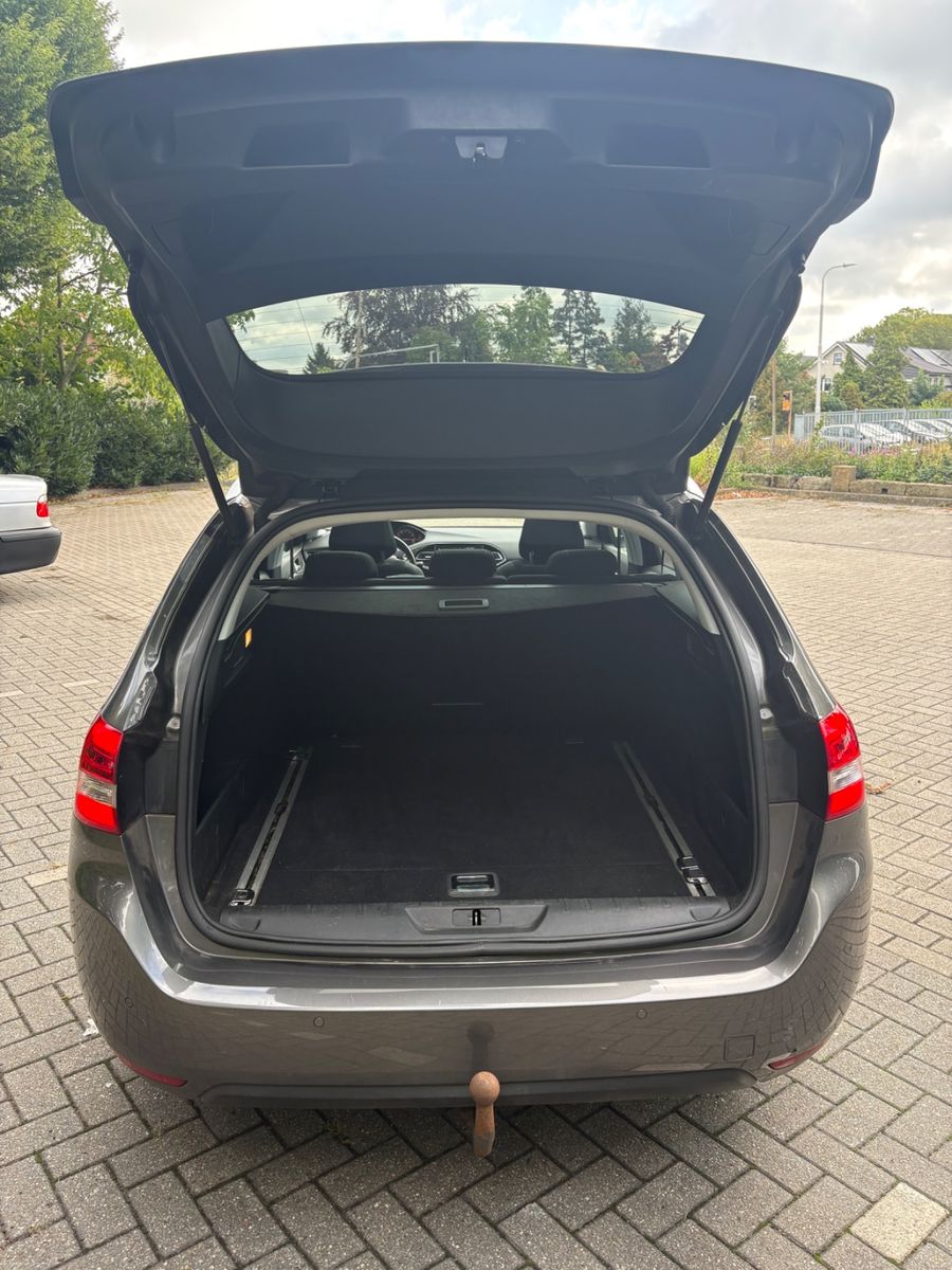 Photo 12 of PEUGEOT 308