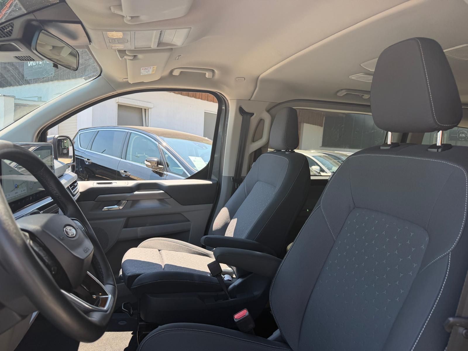 Ford Tourneo Custom Bus 320 L1 Tourneo Titanium AWD foto 13