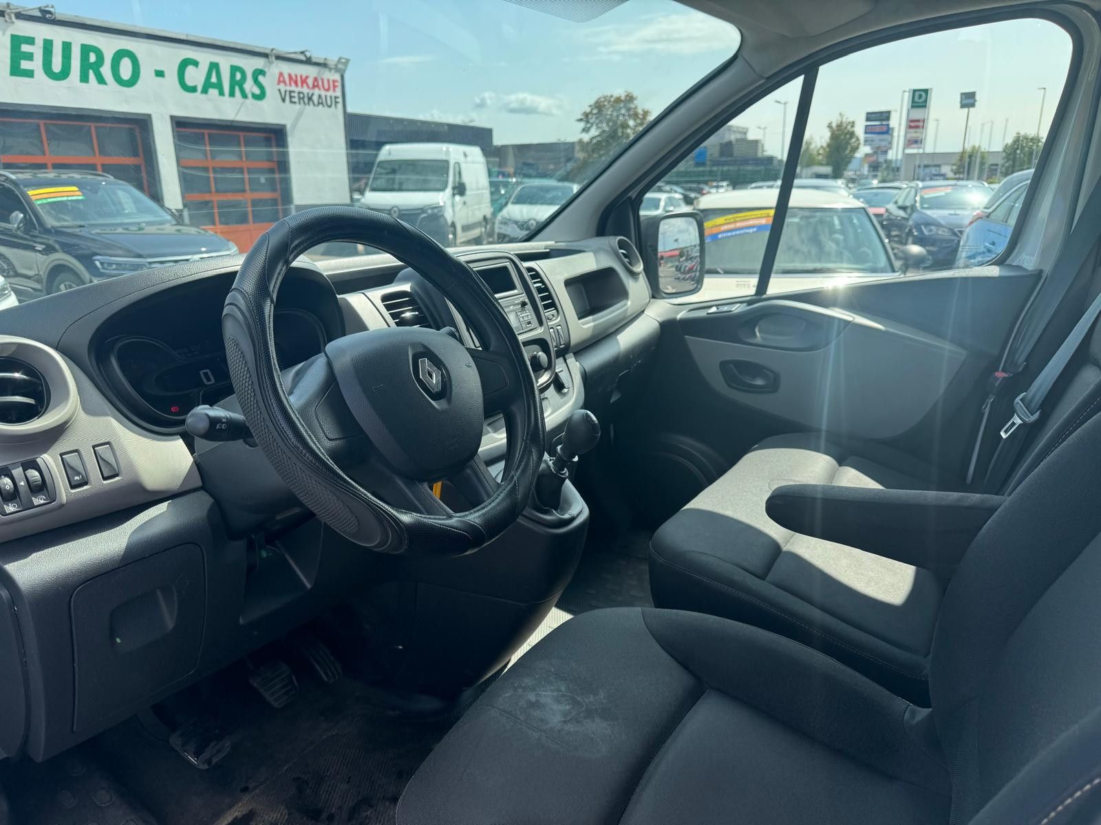 Fahrzeugabbildung Renault Trafic Kasten L1H1 2,7t Komfort/1.HAND/KLIMA