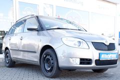 Skoda Fabia Combi 1.6 Klimaautomatik, AHK, Sitzheizung