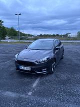 Ford Focus 1,0 EcoBoost 103kW ST-Line ST-Line - Ford Focus: E10